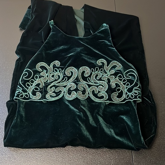 Dollar Vintage Dark Green Velvet Spaghetti Strap Dress SZ Medium - Picture 5 of 8